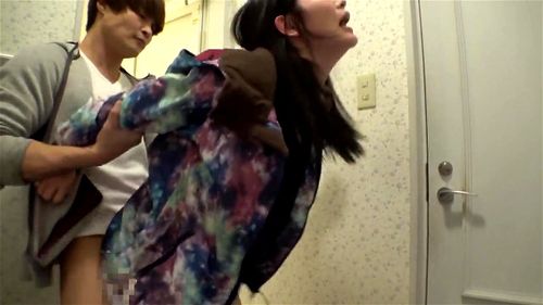 素人ナンパ：ゲレンデに舞い降りた綾瀬は◯か激似の美少女JDを口説き落として生ハメ姦w