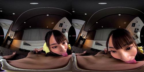 【VR】大人気・初川みなみが密着乳首舐め手コキやフェラで臨場感満点に責めてくれます