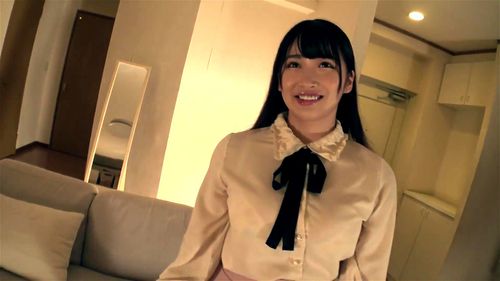＜素人＞巨乳娘をホテルに連れ込んでセックス開始、オイルを塗られた堂々とした身体がそそられますね