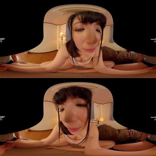 【ＶＲ】爆乳Ｊカップにむっちりドスケベ肉感のお義母さんと、寝ている父さんの側で声我慢ＳＥＸ！