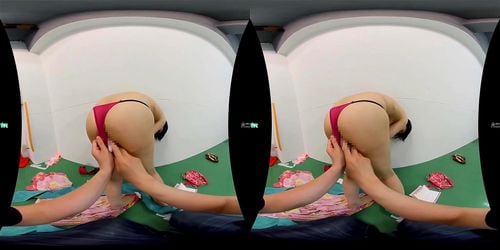 水沢つぐみVR デート前のパイパン浴衣ロリに鬼畜イラマ→首絞め立ちバックで無理やり挿入し3連続射精