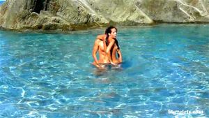 Deutsch Amateur Paar im Freien ficken am Strand Deutsch Amateur Paar im Freien ficken am Strand