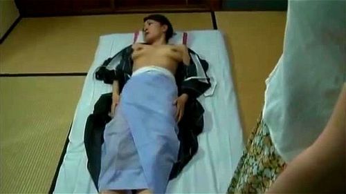 【ヘンリー塚本】昭和の時代のレズ、奥様と女中の秘密の関係！