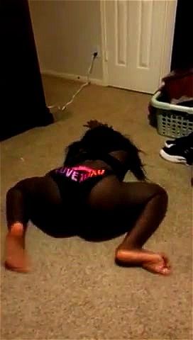 College Ass Shaking - Watch Black College Girl Twerk - Ass, Booty, Twerking, Ass Shaking, Solo,  Ebony Porn - SpankBang