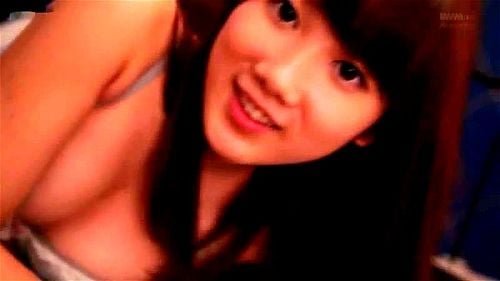 【宮崎あや】ロリ系美少女がイメージビデオに登場?!大胆、露出でM字開脚も披露しちゃいました?!