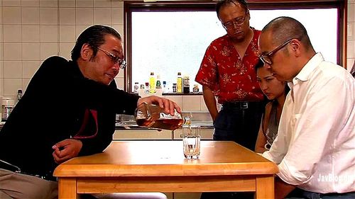 【FAプロ】借金取りにカラダを開発され潮を噴く｜深田梨菜