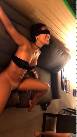 Ebony Pussy Blindfold - Watch Black chick gets her pussy licked - Blindfold, Licking Pussy, Ebony,  Amateur, Lesbian, Homemade Porn - SpankBang