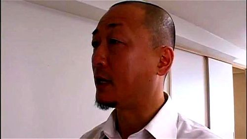 男を狂わす人妻ＯＬ！Ｆカップ長身エロボディ、タイトスカートに食い込むＴバック姿で社内の男を虜にする！