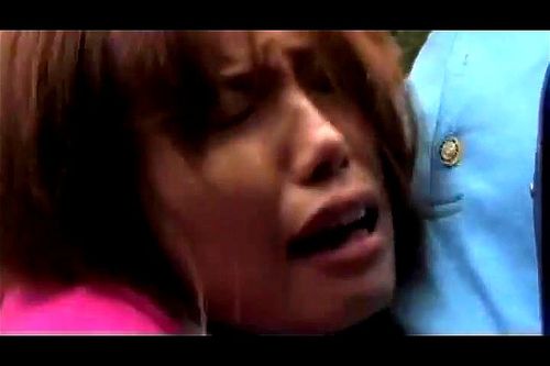 [長谷川千穂]肉体労働美人妻が野外でガテン男達に次々に輪姦レイプされる