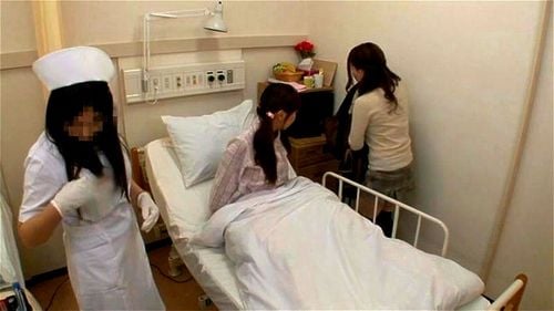 良し姉妹と夢の姉妹丼！僕が入院した病室で隣ベッドに寝ている女の子は超美人。しかもそこに見舞いにくる姉も超美人。ただ姉は僕をエロいおっさん扱いで超警戒！そんな美人姉妹とどうにかヤリたくて、以下の作戦を決行！[かすみりさ/篠めぐみ/朝倉ことみ/立山愛/夢見あくび/吉田花]/姉3P妹4P勃起見せつけシチュエーションHunter4時間以上作品