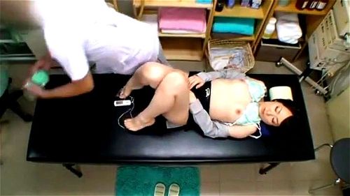 新宿美人ＯＬ専門卑猥マッサージ店！普通の治療院で誰にも明かせない程の恥辱を受ける！