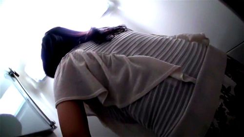 「奥さん声出しちゃダメだよ、隣に人いるんだから」感じる人妻と新幹線の中でのローター装着から激イキ淫乱、ハメ撮りセックス