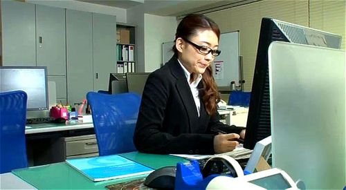 [春原未来/臼井あいみ/浜崎真緒/初美沙希/愛原みほ]エリート女上司のガニ股でパンストを履き替える/勃起見せつけシチュエーションHunter企画制服パンストタイツ4時間以上作品