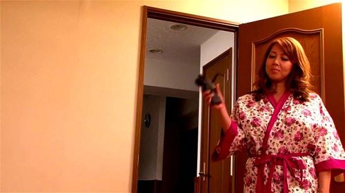 風間ゆみ 爆乳熟女と巨乳美女ハードレズ