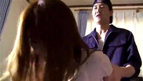 ＞突然豹変した知人の男に襲われ力尽くで犯される若妻。着衣のまま肉棒をねじ込まれての鬼畜なまでの強制レイプ