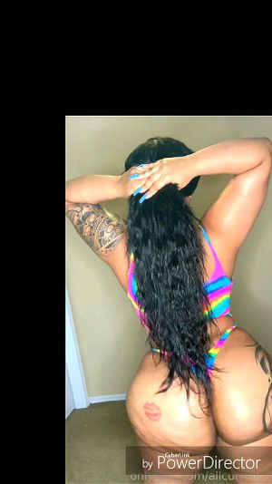 Watch Rainbow Cake Twerkin