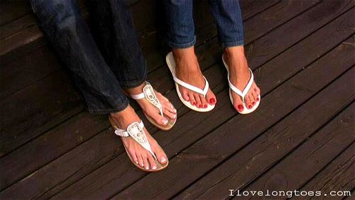 Watch Katherina And Kamila On The Pier1 Long Toes Pedicured Nails