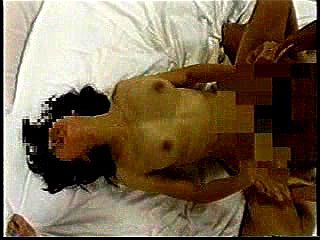 土下座ナンパ 産休中の人妻看護師 母乳噴出しながら顔面射精3連発！（12分26秒）