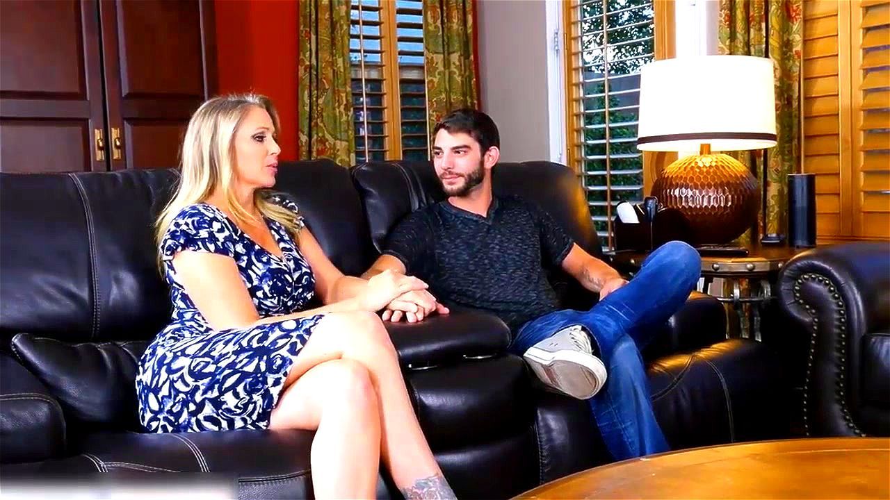 My friends hot mom fuck with me Watch I Fucked My Friend S Hot Mom Mom Julia Ann My Friends Hot Mom Porn Spankbang