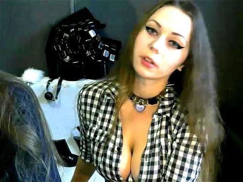 Busty Latvian babe Alisa97 webcam tease