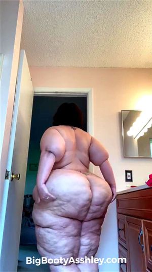 Big booty asshley