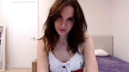 Cute babe Lovelydesh webcam chat