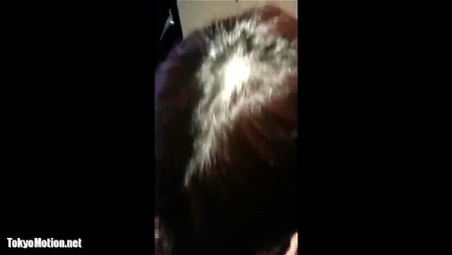 カラオケでふわふわおっぱいの色白ギャルがフェラしてパイズリしてもらう個人撮影動画