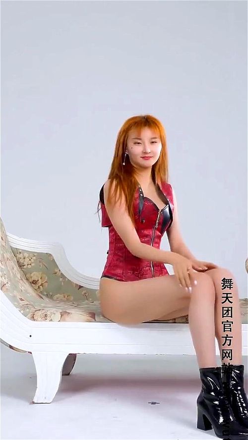 Watch Hot Chinese Girl Thong Dance Thong Ass