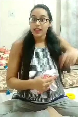 Watch Indian no bra - Boobs, No Bra, Nipples, Big Tits, Big Boobs, No Bra  Feels Good Porn - SpankBang