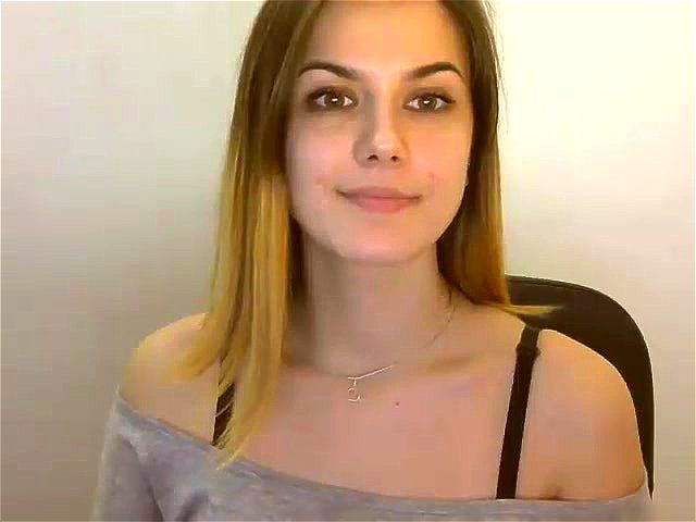 Cute girl Levella webcam chat 4/5