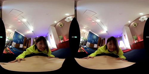 【VR】媚薬とお酒でキメセク状態突入！ドMな激カワ美少女がTバック丸出しでちんぽに迫る