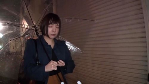 【素人奥様ナンパ企画】札束に目が眩み中出しセックスまでしてしまう美人妻