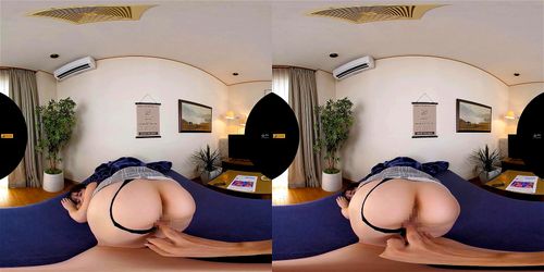 【VR 深田えいみ】「アナタの美味しいよ」可愛いカノジョが精子ゴックン!イチャラブ同棲SEX! バイノーラル音声 3分動画