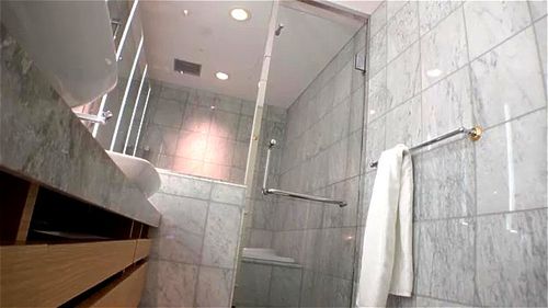 仕事終わりに街中をぶらついているOLに声をかけてみたら